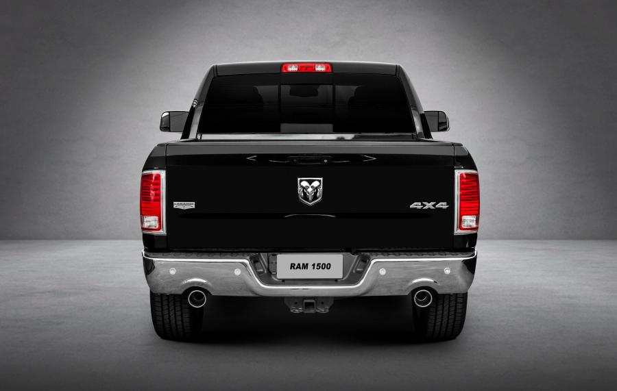  Dodge Ram 1500 Laramie Crew Cab 2016 года  (LA) (фото 3 из 8)